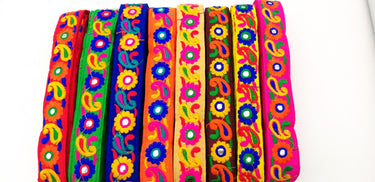 Beige Floral Mirrored Trim With Fuchsia Pink Flowers And Yellow Paisley Embroidery, Decorative Trimming, Trim By 3 Yards